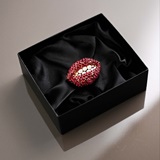 RUBY LIPS BROOCH FROM THE DALI.JOIES COLLECTION